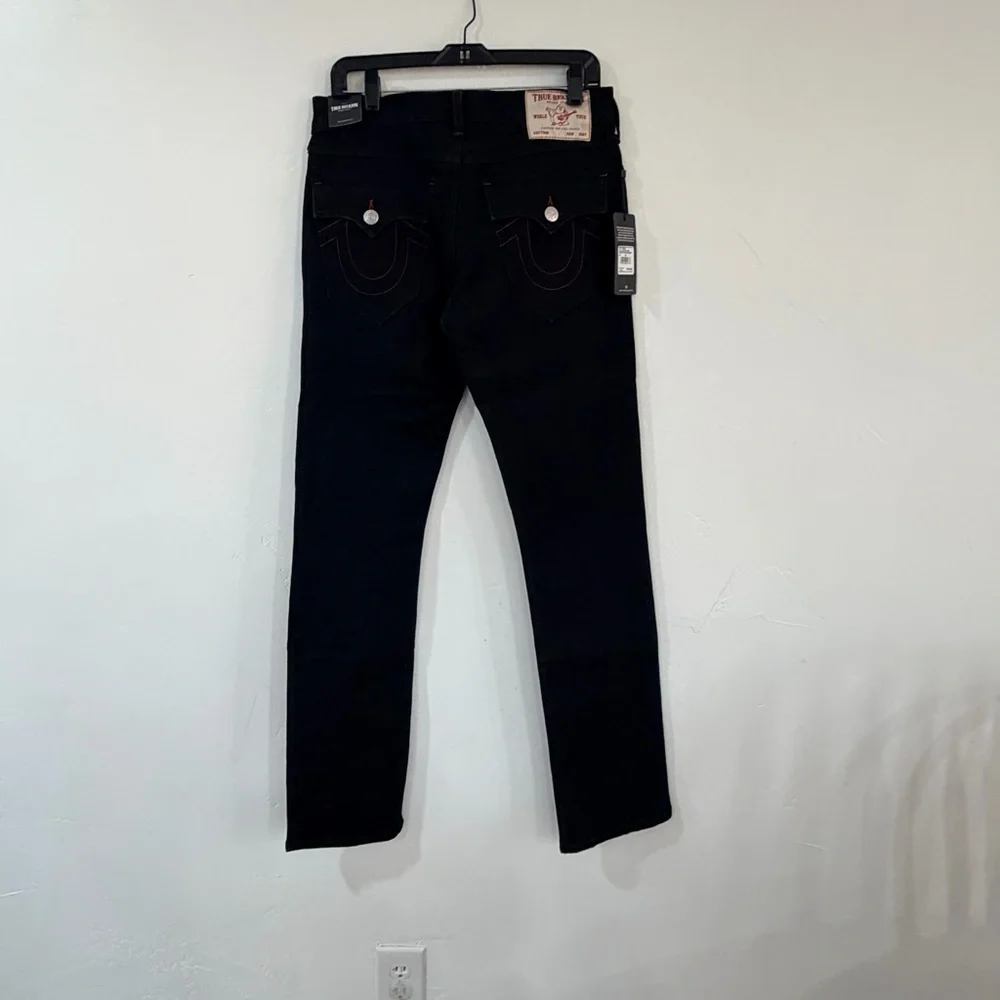 True Religion RICKY RED SINGLE NEEDLE FLAP STRAIGHT JEAN 29x34
